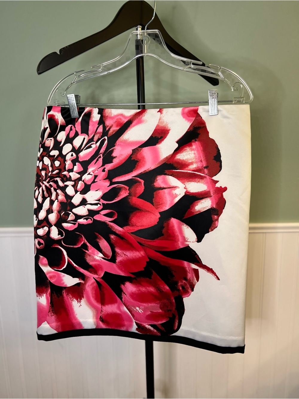 New With Tag- Worthington Pink and Black Floral Satin Mini Skirt. Size 12